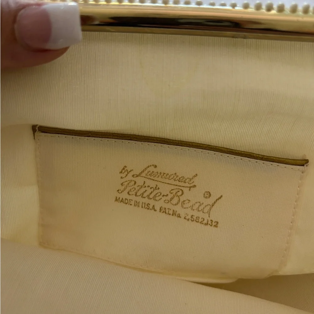 Vintage Lemured Petite Cream Clutch Beaded Bag And Mirror Purse‎